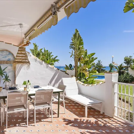Vivi Homes - Mirazul Beachfront In Calahonda 아파트 *