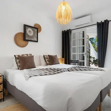 Vivi Homes - Mirazul Beachfront In Calahonda 미하스